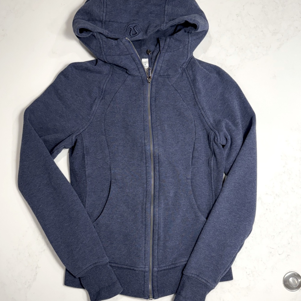 Lululemon original scuba hoodie sweatshirt, size 4, Heathered navy. EUC
